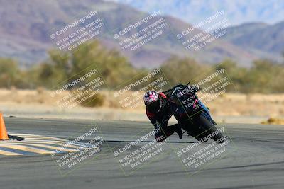 media/Jan-09-2022-SoCal Trackdays (Sun) [[2b1fec8404]]/Turn 14 (10am)/